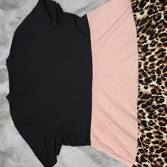 Multi Pattern top - Picture 3 of 3